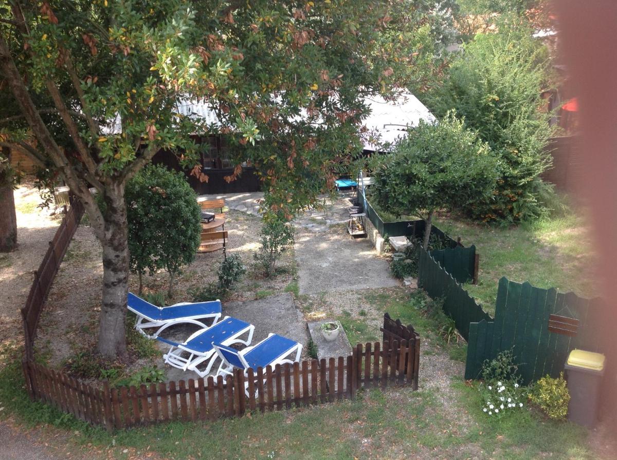 Agréable chalet de 52m2 au verdon-sur-mer - Housity