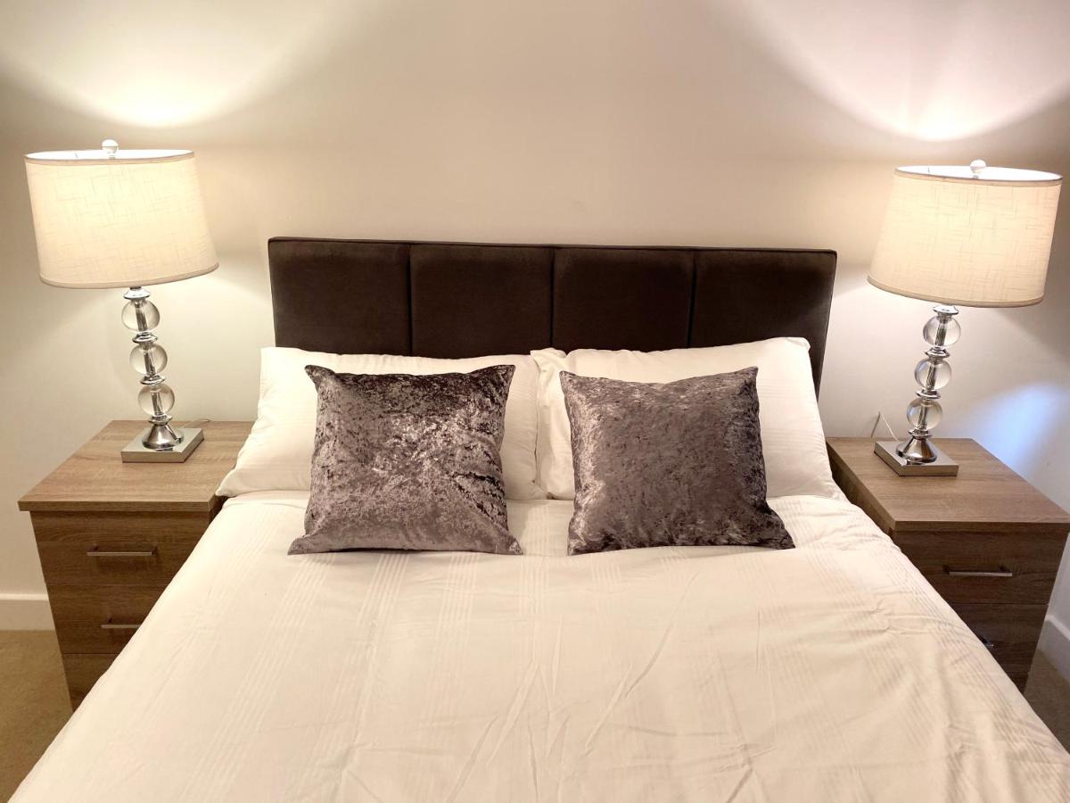 Queens House Apartments Coventry - Hizvo