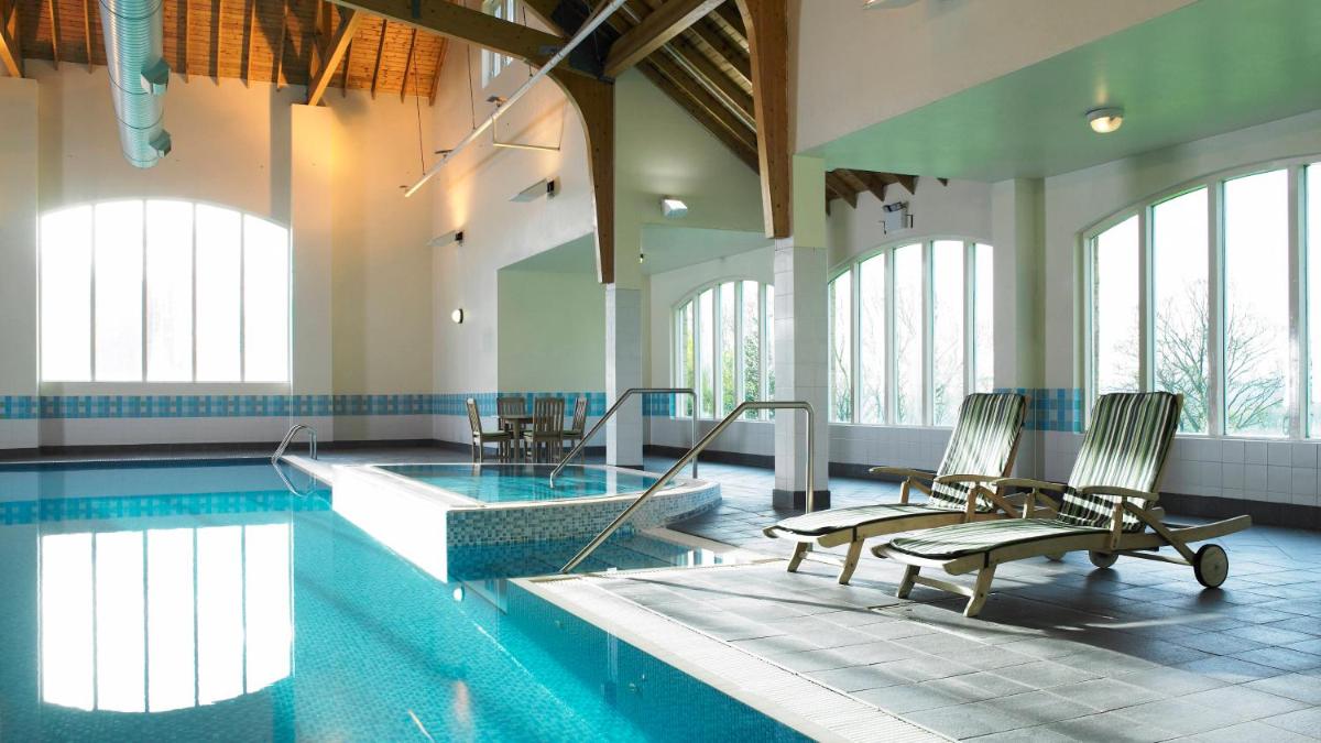 Hollins Hall Hotel, Golf & Country Club - Housity