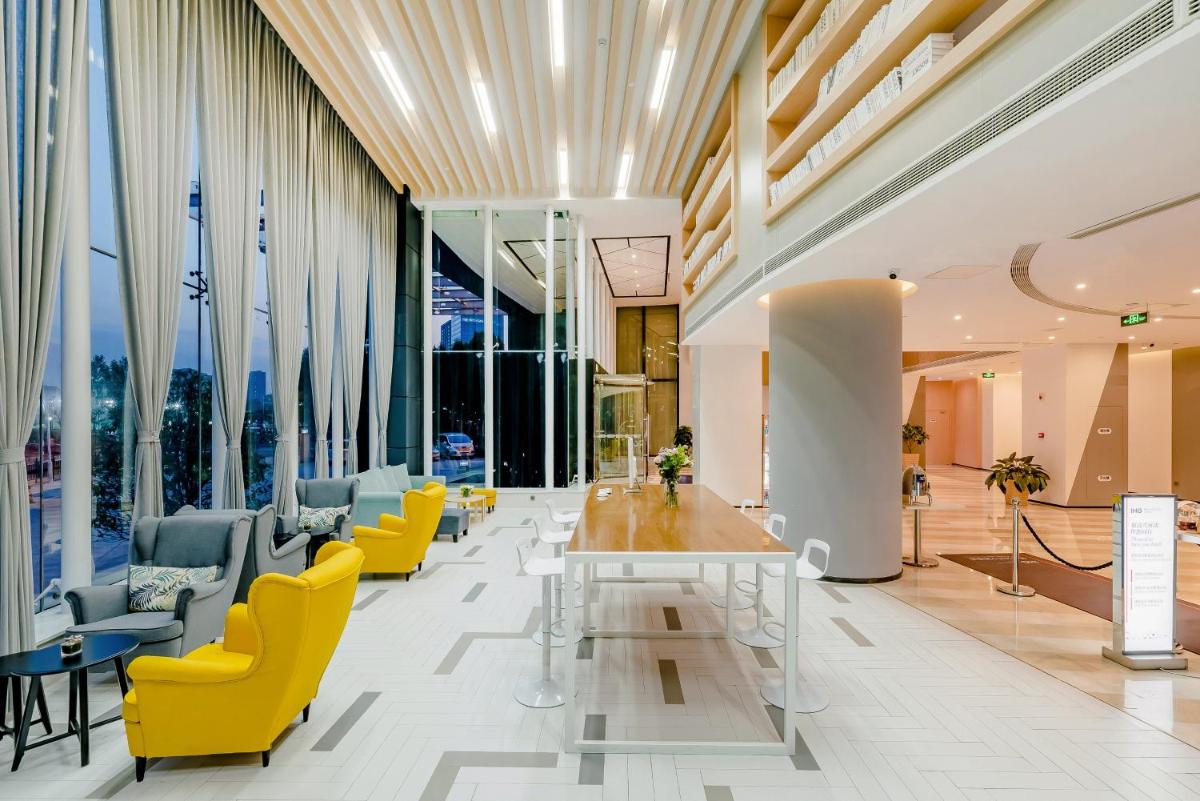Suitetrails - Holiday Inn Express Taian City Center, an IHG Hotel