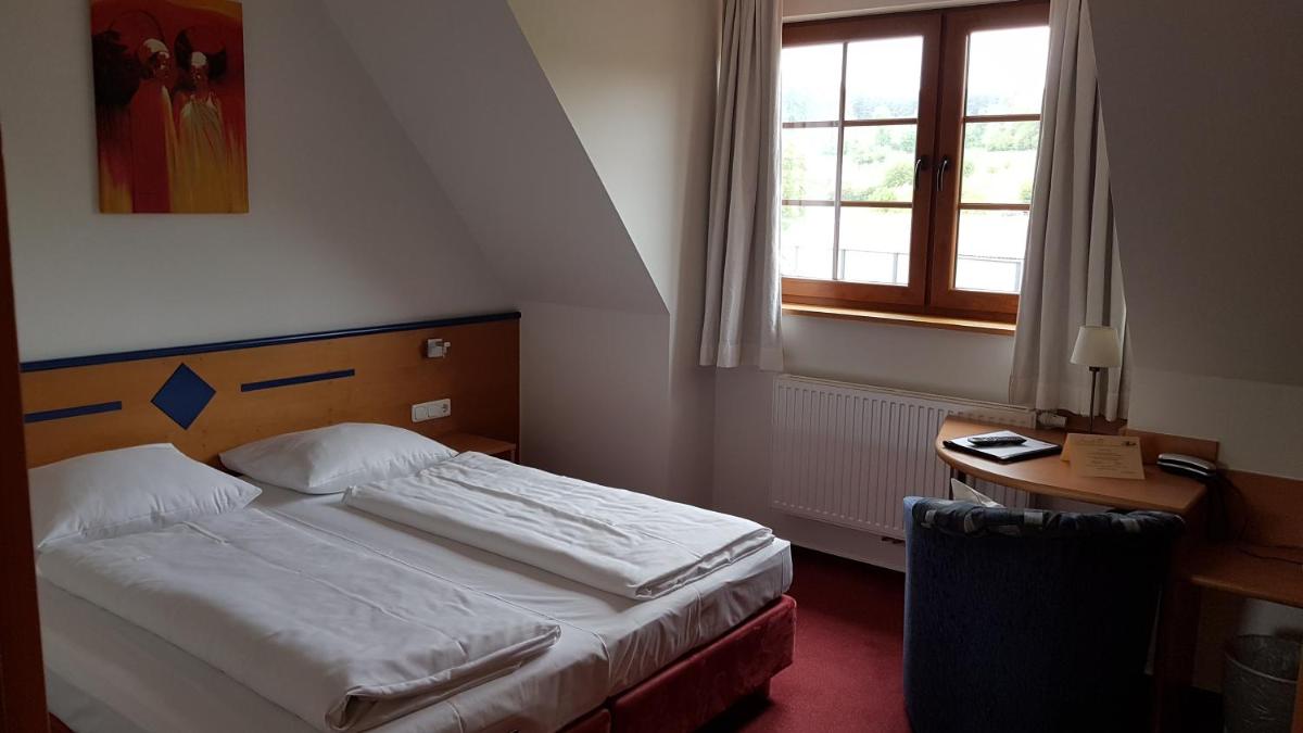 Landhotel Geiselwind - Housity