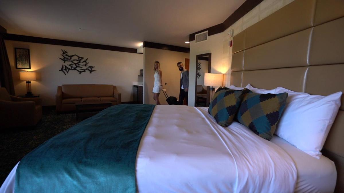 Ute Mountain Casino Hotel - Housity