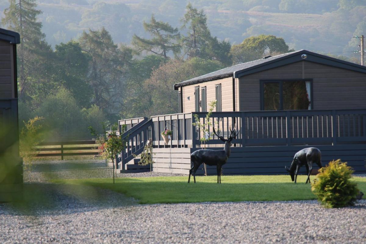 Loch Ness Highland Resort - Housity