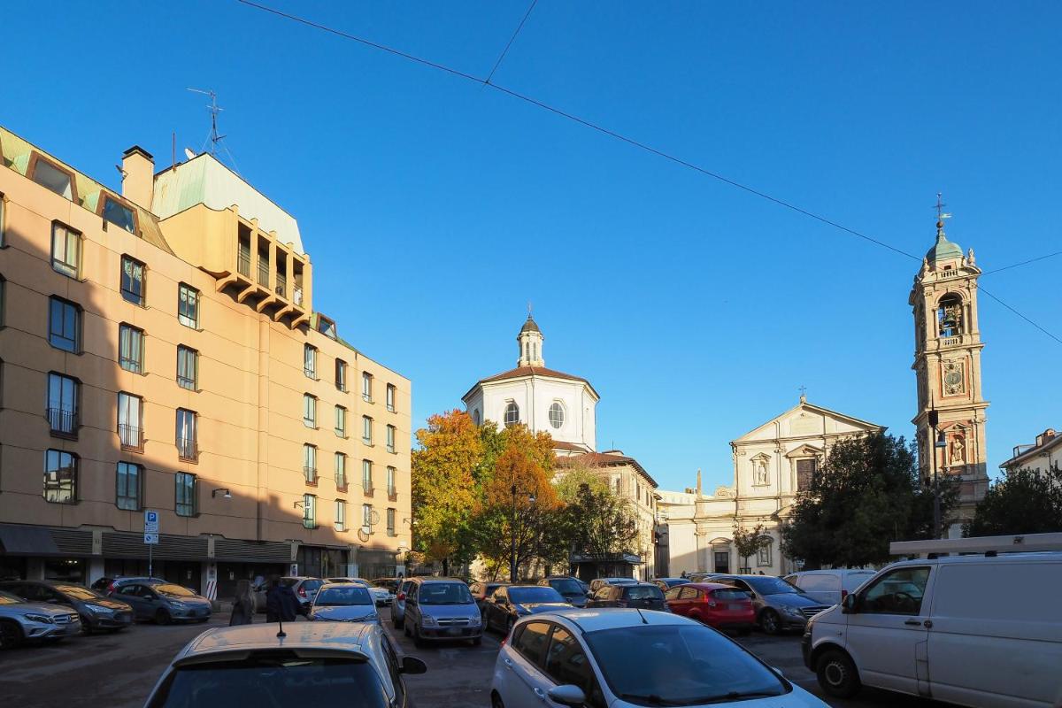 Duomo Luxury Apartment - ONE BED - Housity