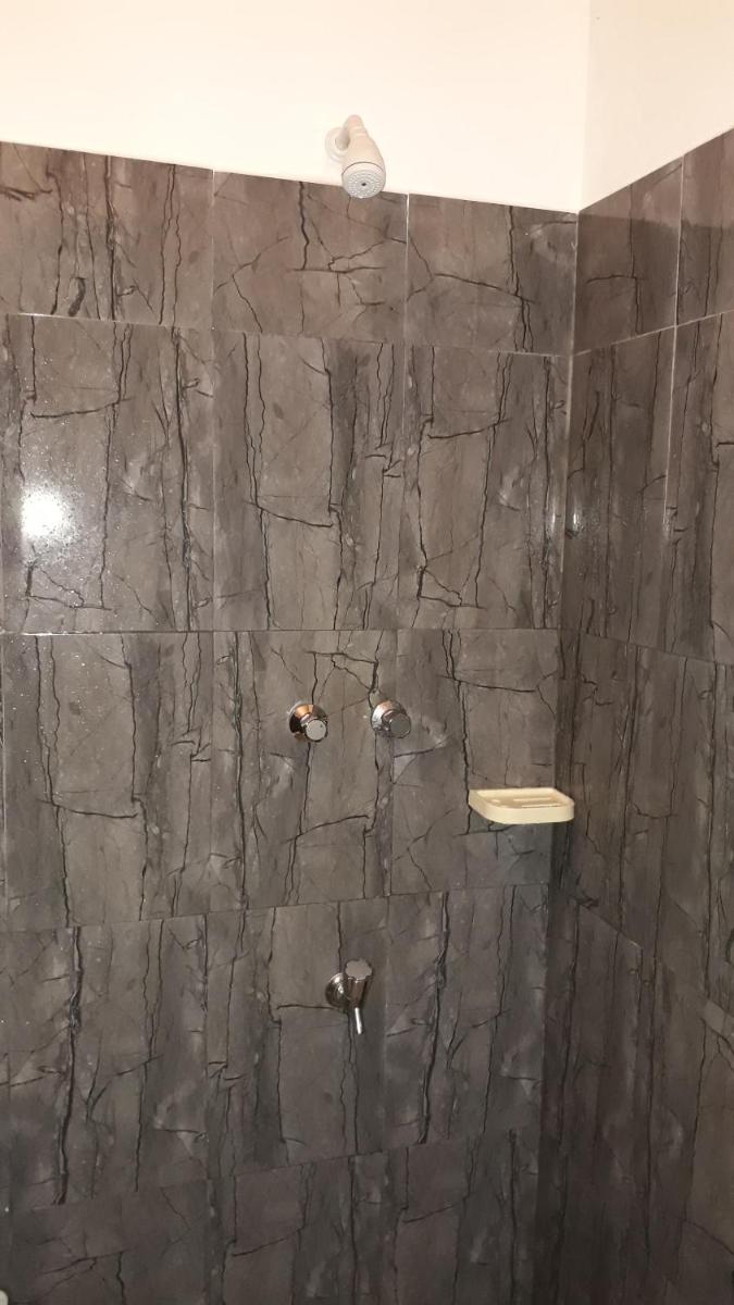 Anicia Beach House - Housity