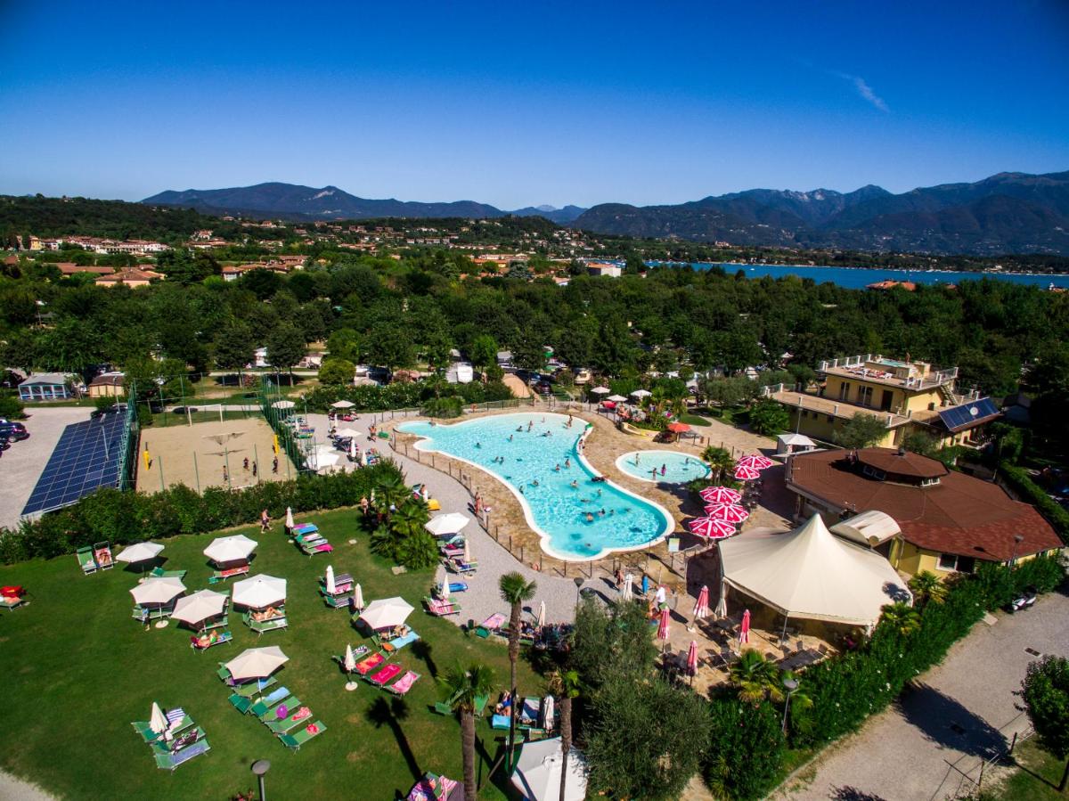 Camping Baia Verde - Housity