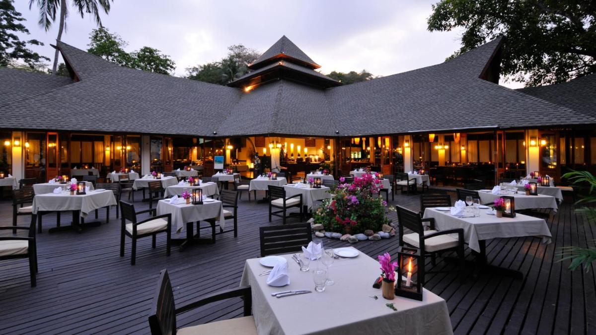 Phi Phi Holiday Resort, Leam Tong Beach - Housity