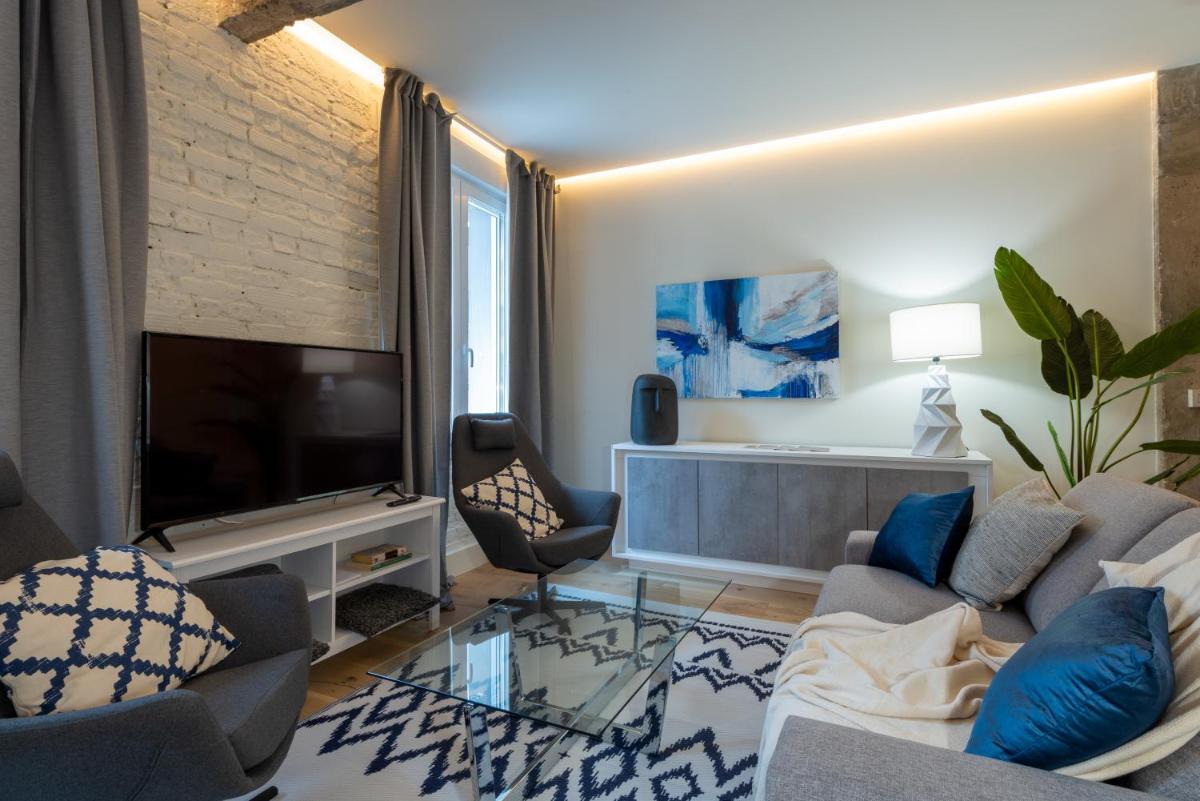 Alhondiga by Staynnapartments - Housity