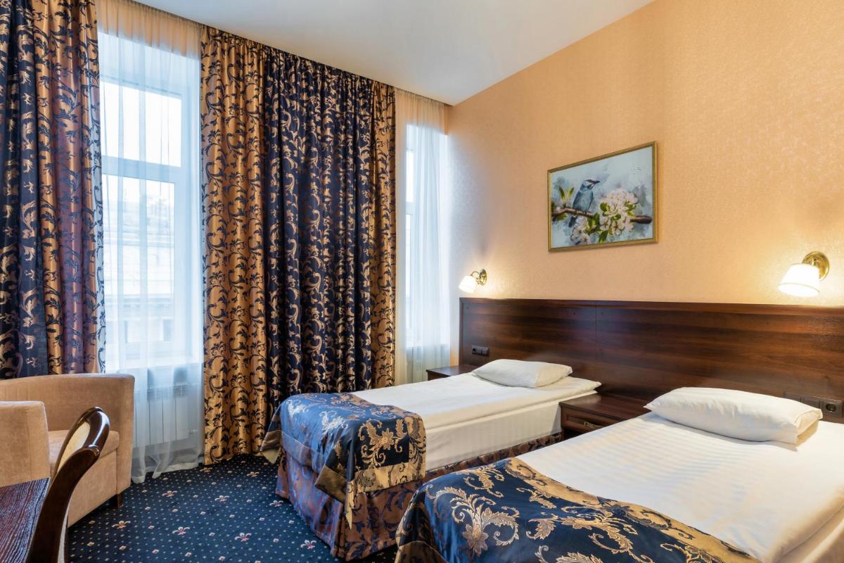 Sapphire Hotel - Housity