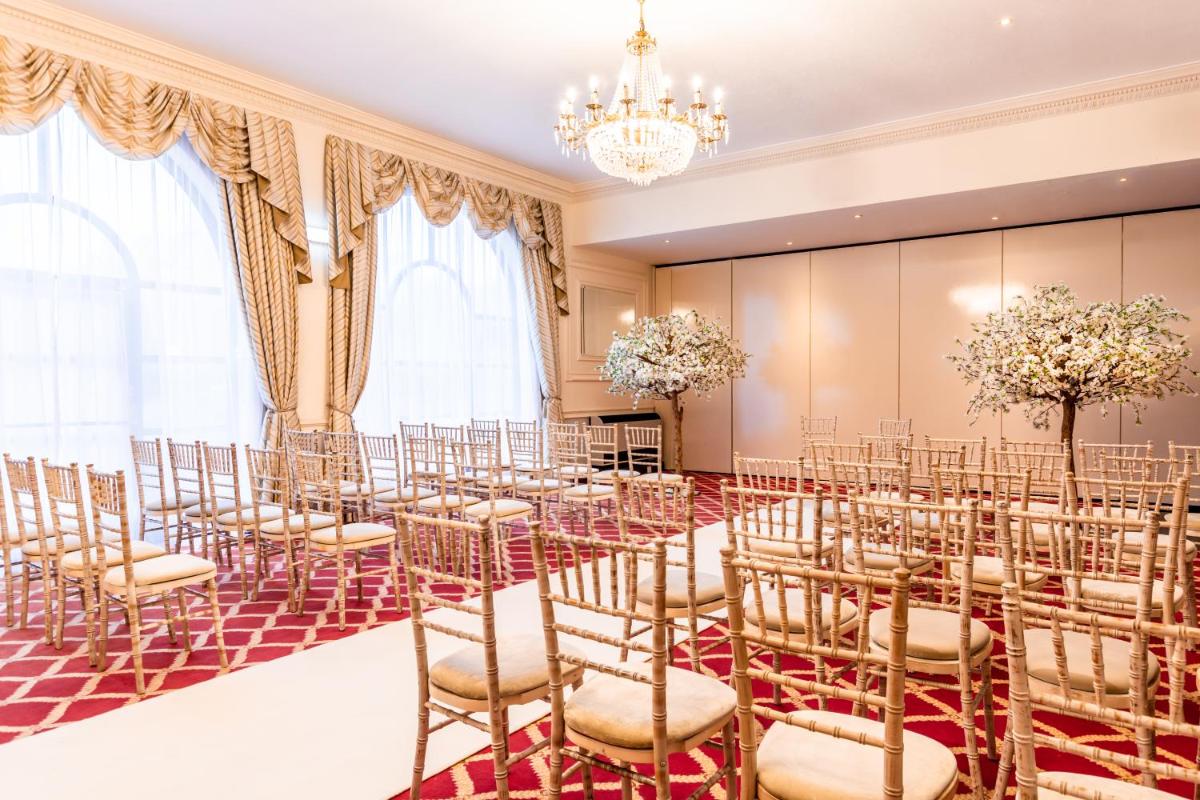 Britannia Country House Hotel & Spa - Housity