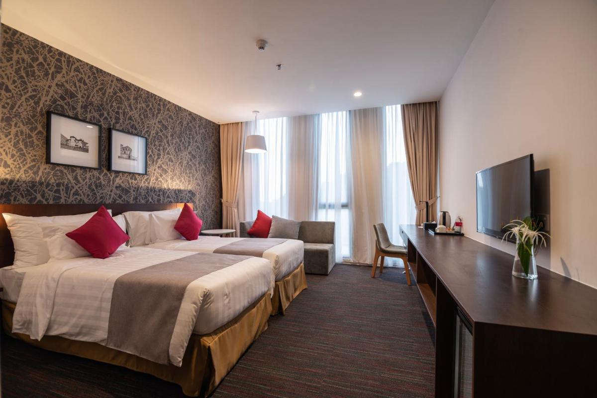 Ramada Meridin Johor Bahru - Hizvo