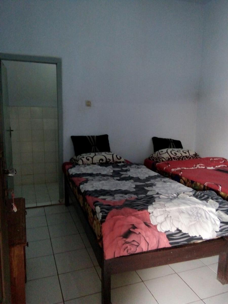 Dewi Sri Homestay - Housity