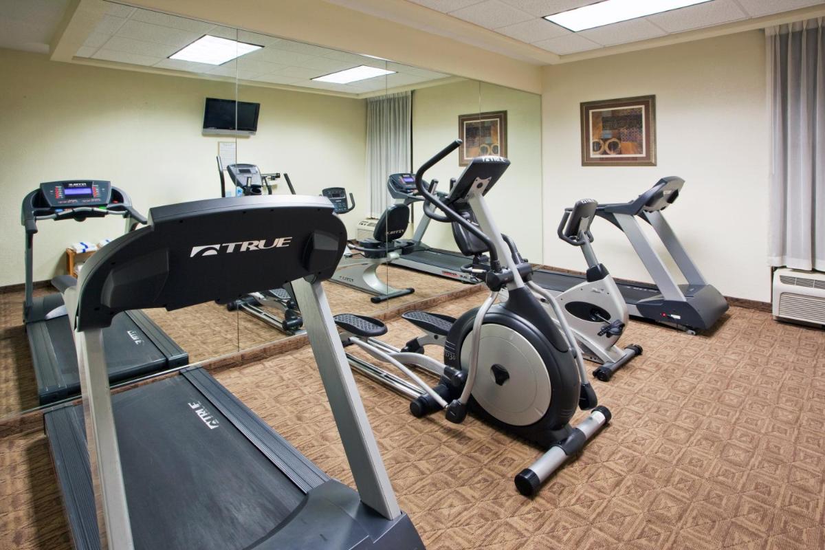 Holiday Inn Express Washington DC East- Andrews AFB by IHG - Housity