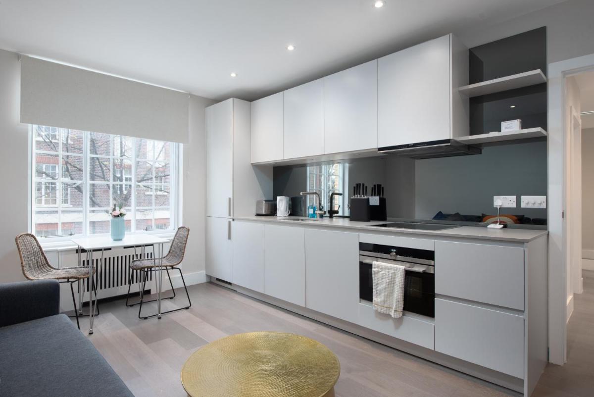 Meriden Court, Chelsea - Housity