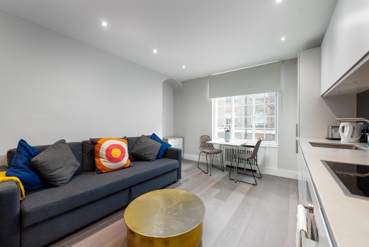 Meriden Court, Chelsea - Housity