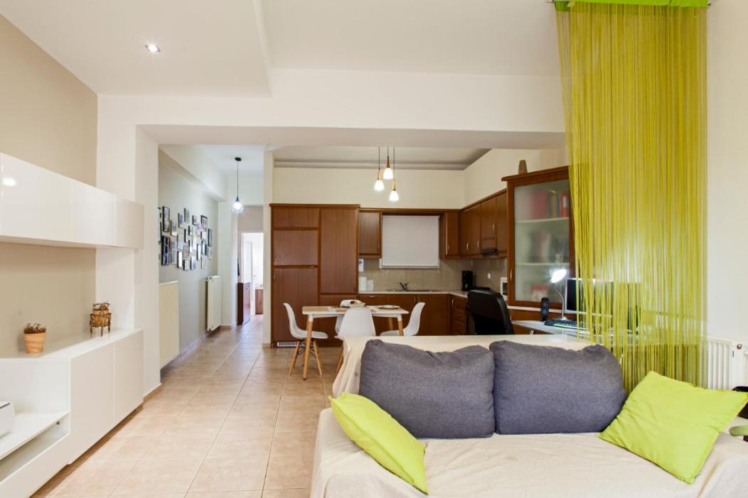 Heraklion Crete Retreat near Knossos Palace - Housity