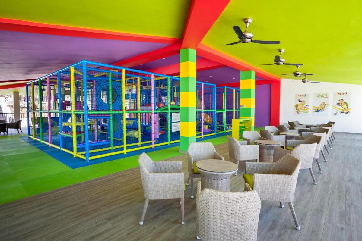 Imagen de la galería de Hotel Riu Chiclana - All Inclusive, en Chiclana de la Frontera