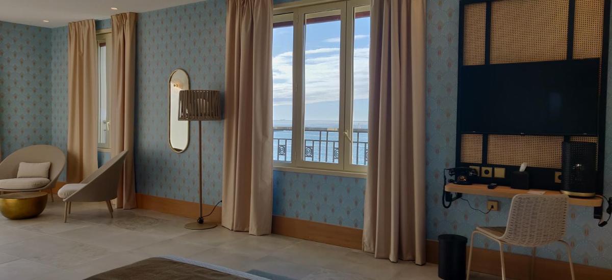 Coin salon dans l'établissement Splendid Hôtel & Spa