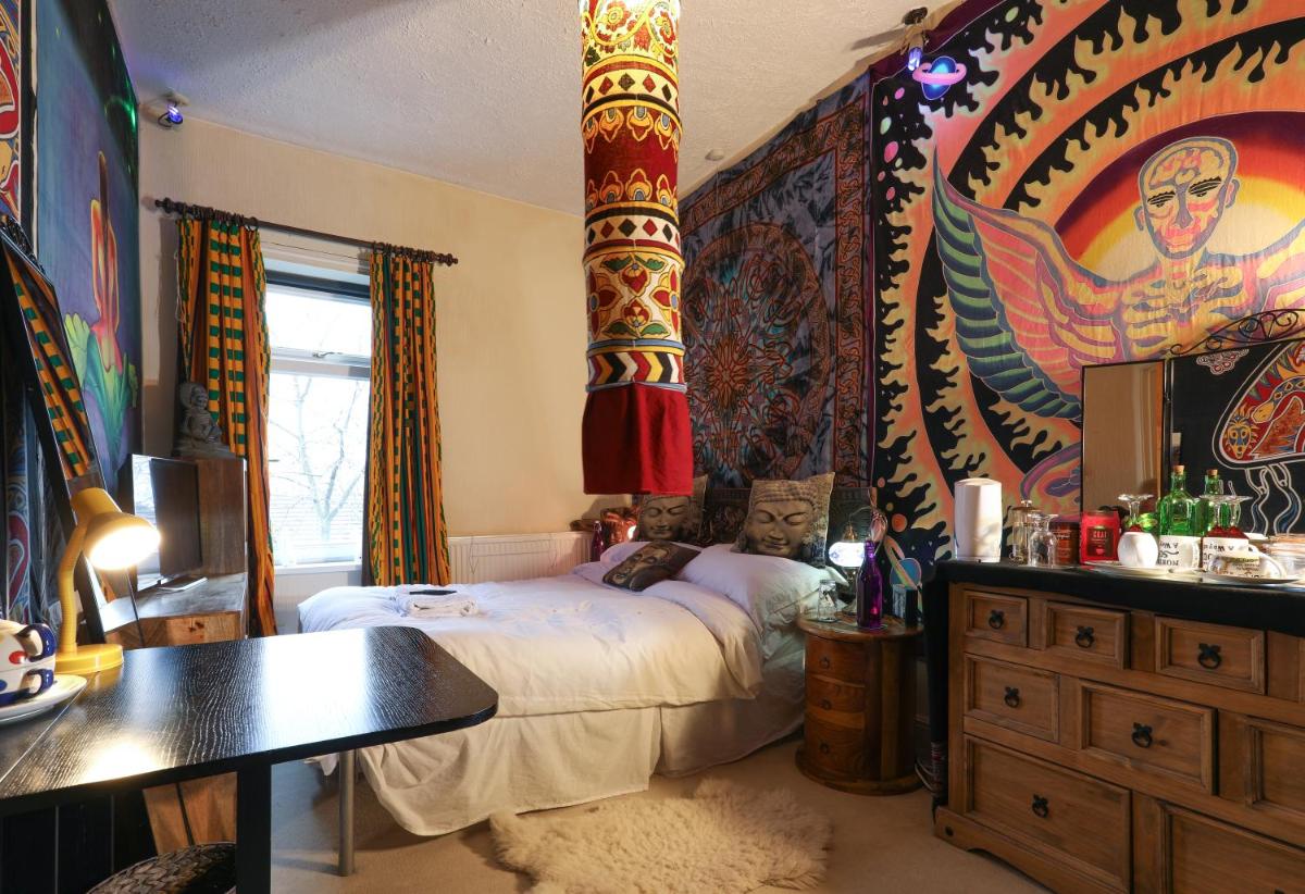 Bradford Digs - Housity