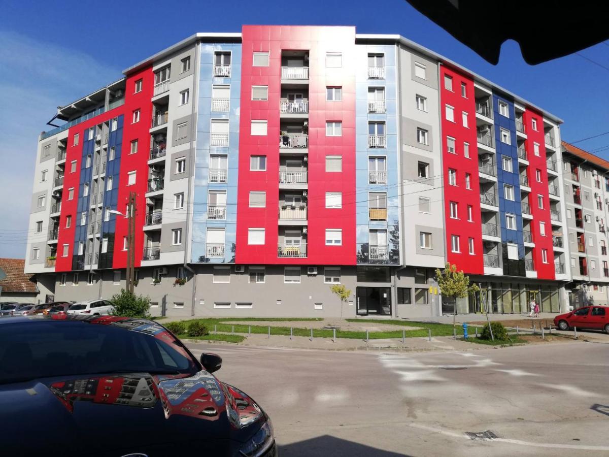 Jacuzzi Room - Housity