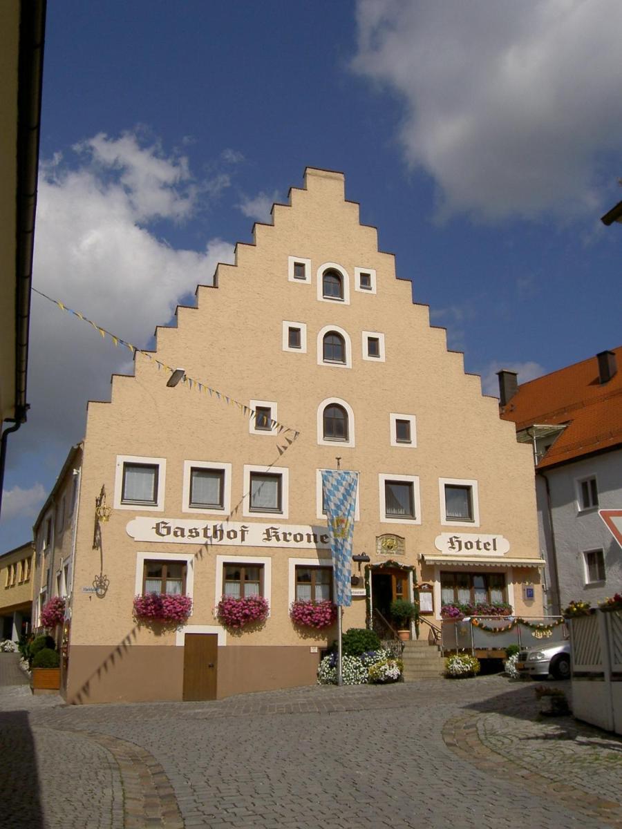 Hotel-Gasthof Krone - Housity