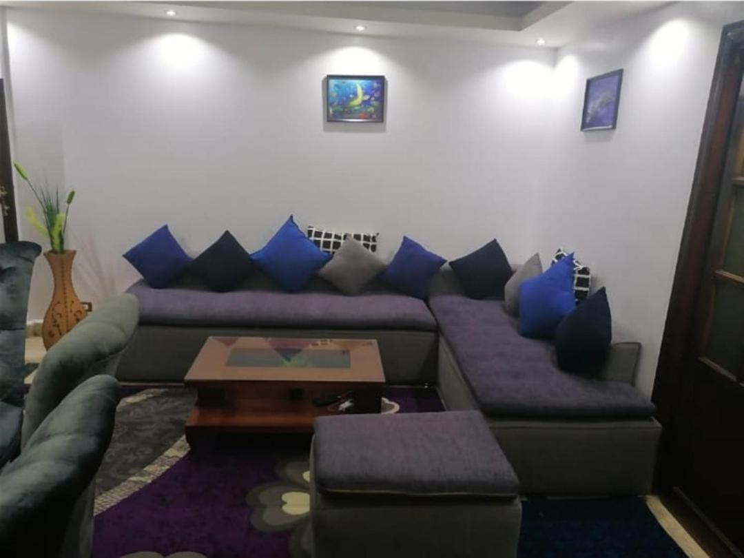 Private Family Apartment in Dokki - Housity