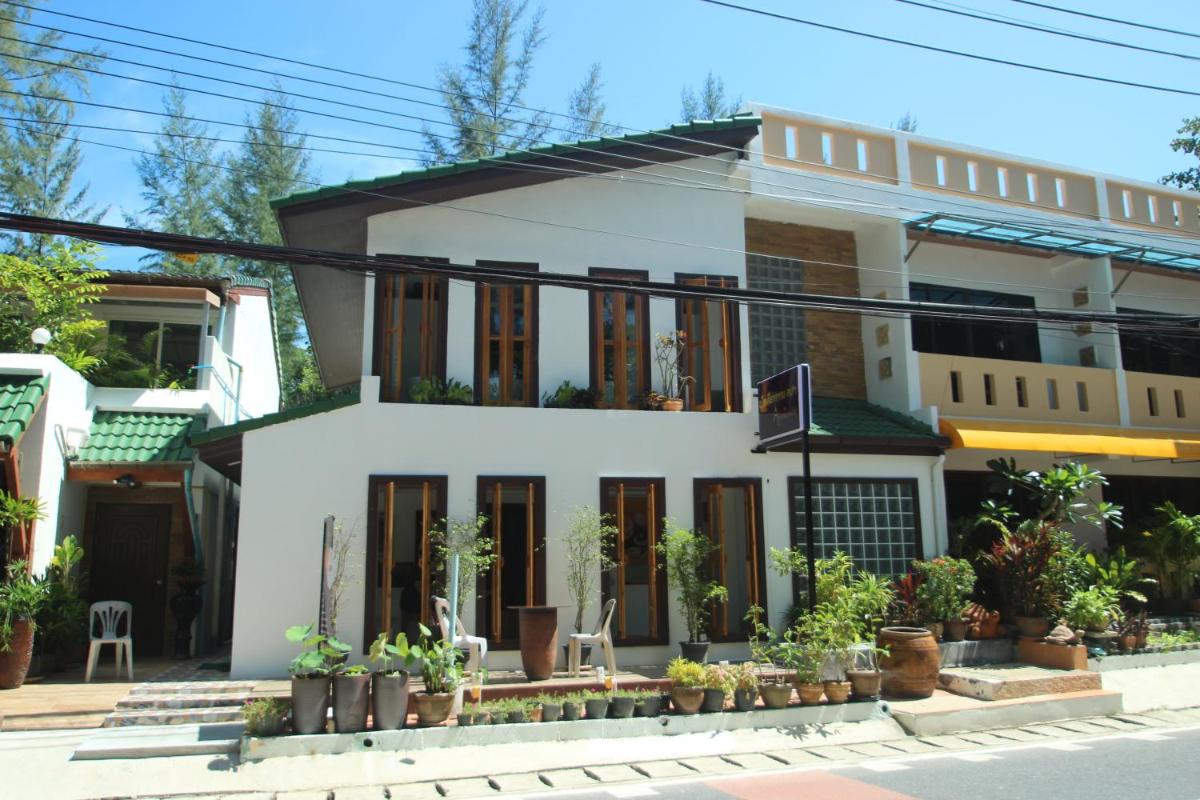 Naithon Beach Villa - Hizvo