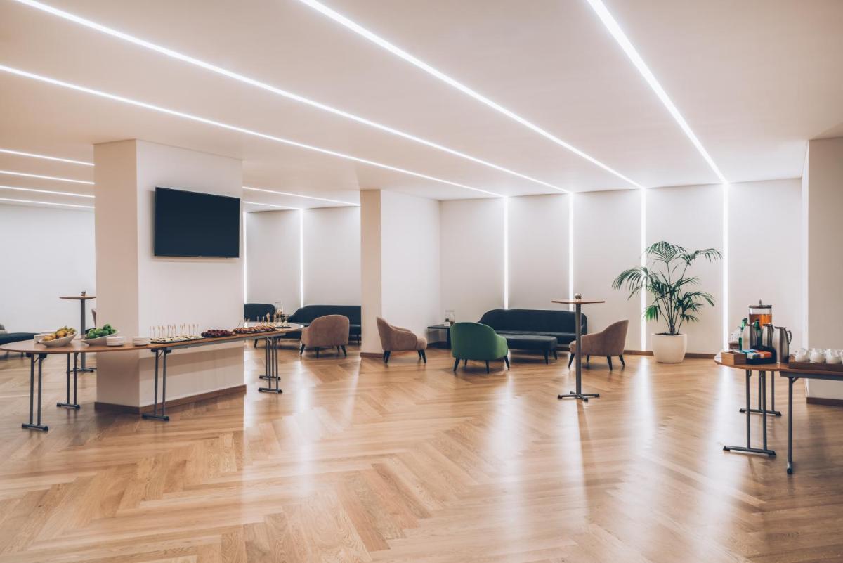 Uma área de estar em Iberostar Selection Lisboa