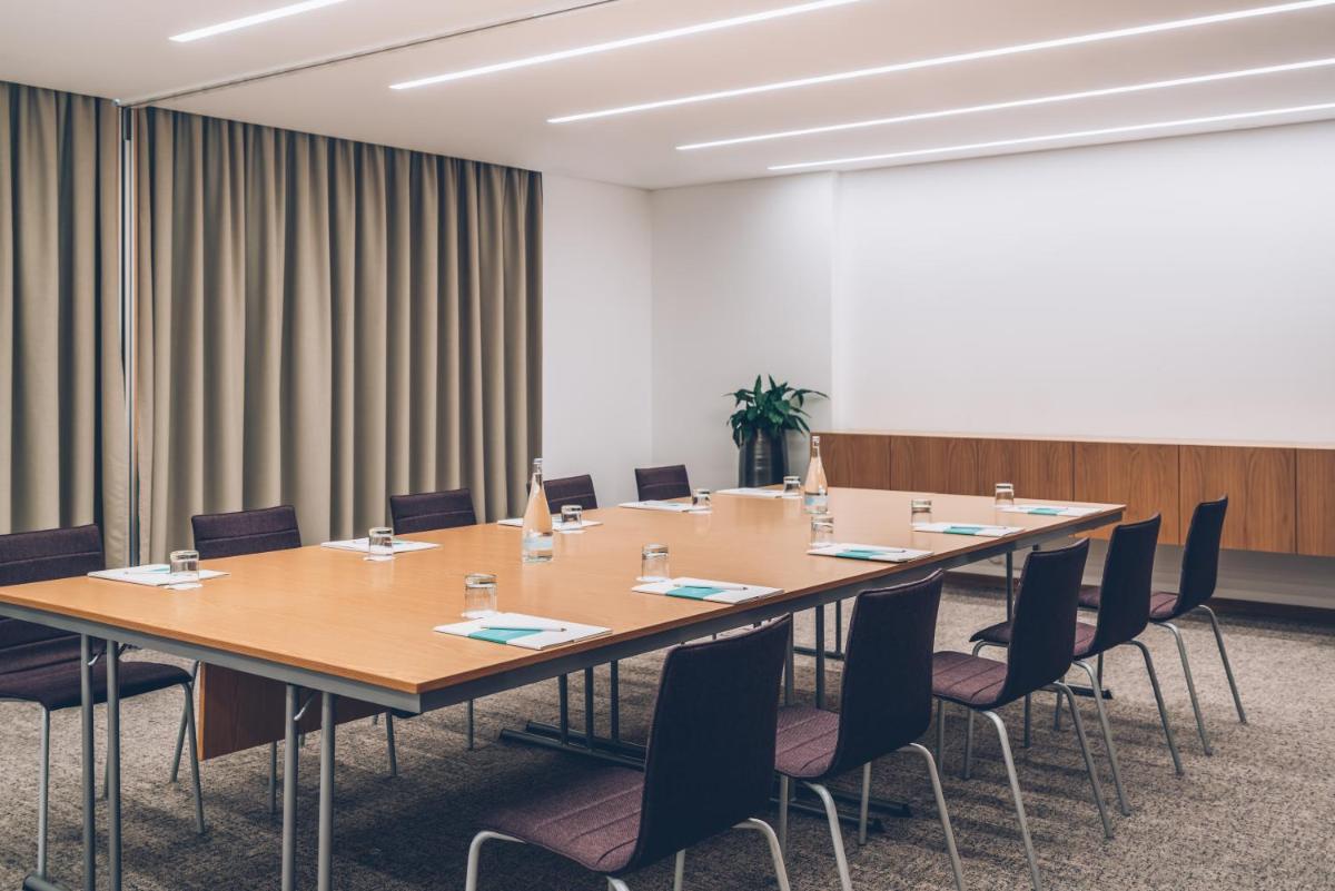 A área empresarial e/ ou a sala de conferências de Iberostar Selection Lisboa
