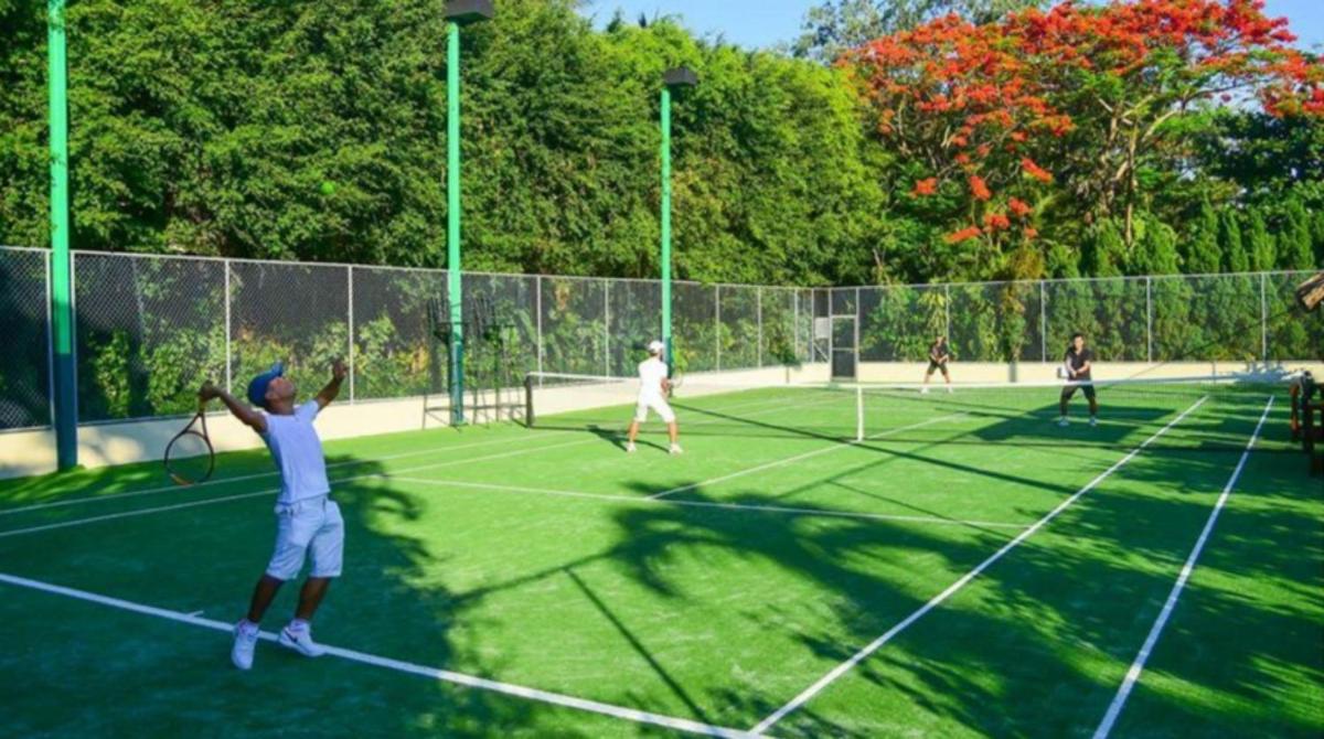 Da Nang Beach Villas in 5-star Resort - Housity