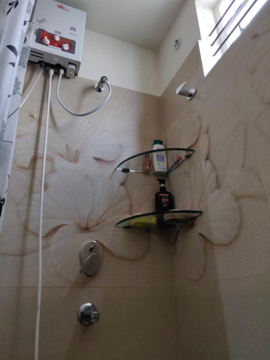 Orchid Suites Apartments - Housity