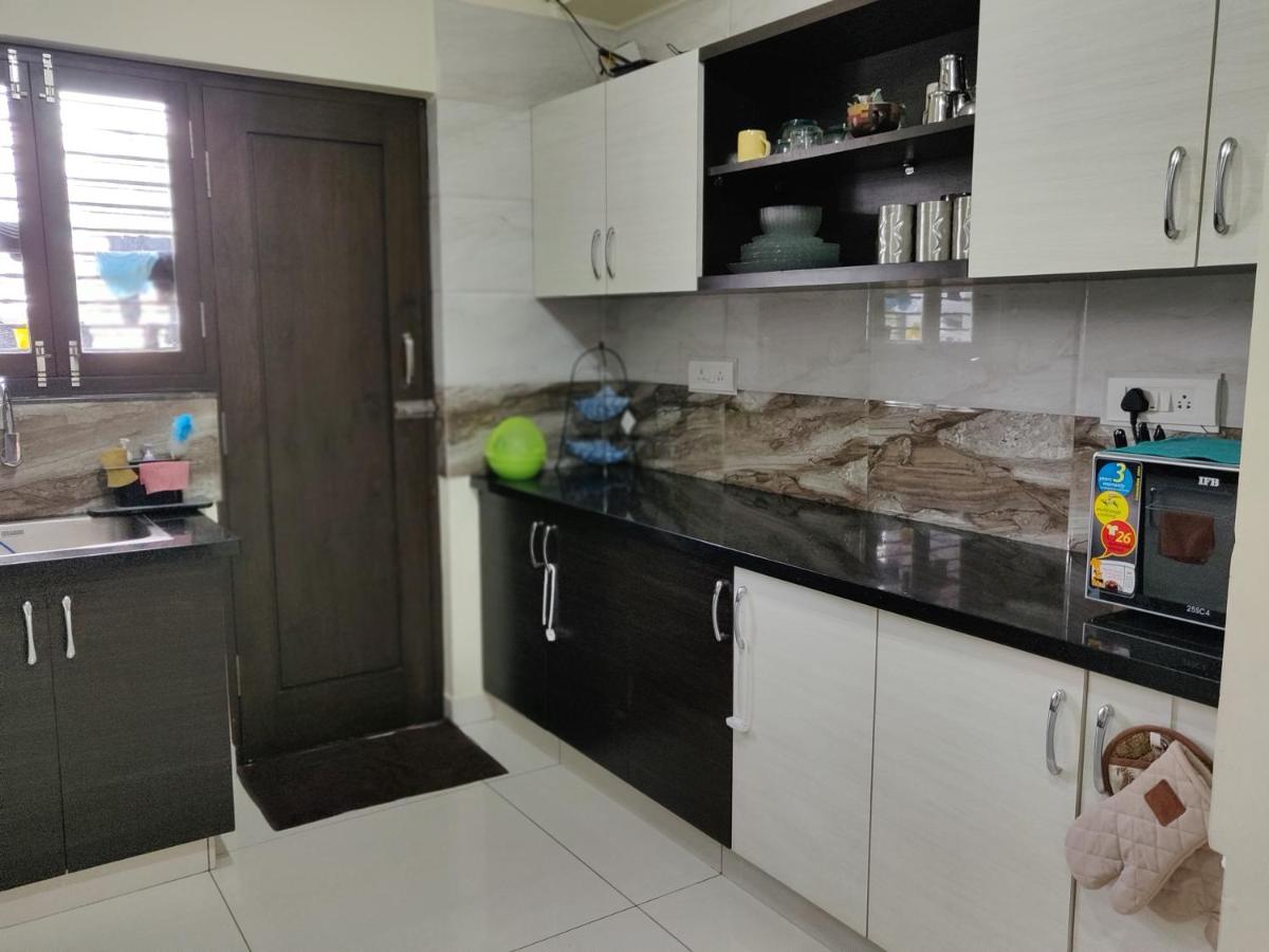 Orchid Suites Apartments - Housity