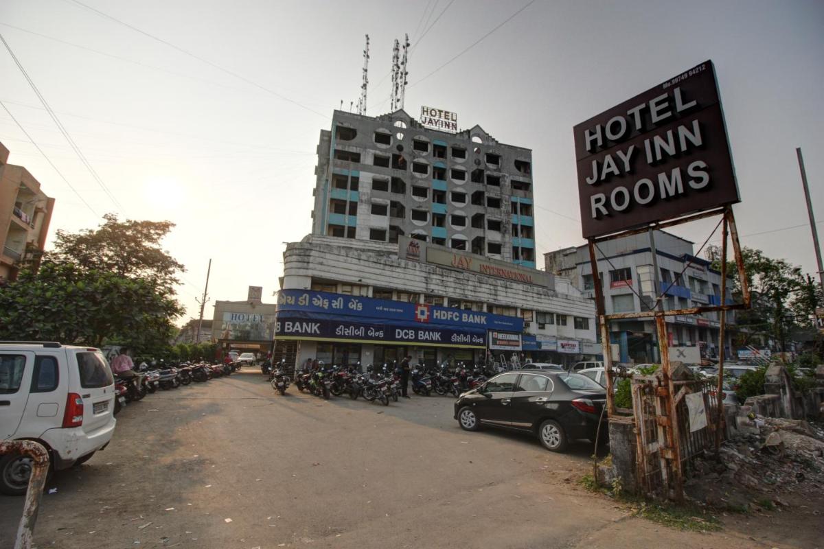 Hotel Jay International - Housity