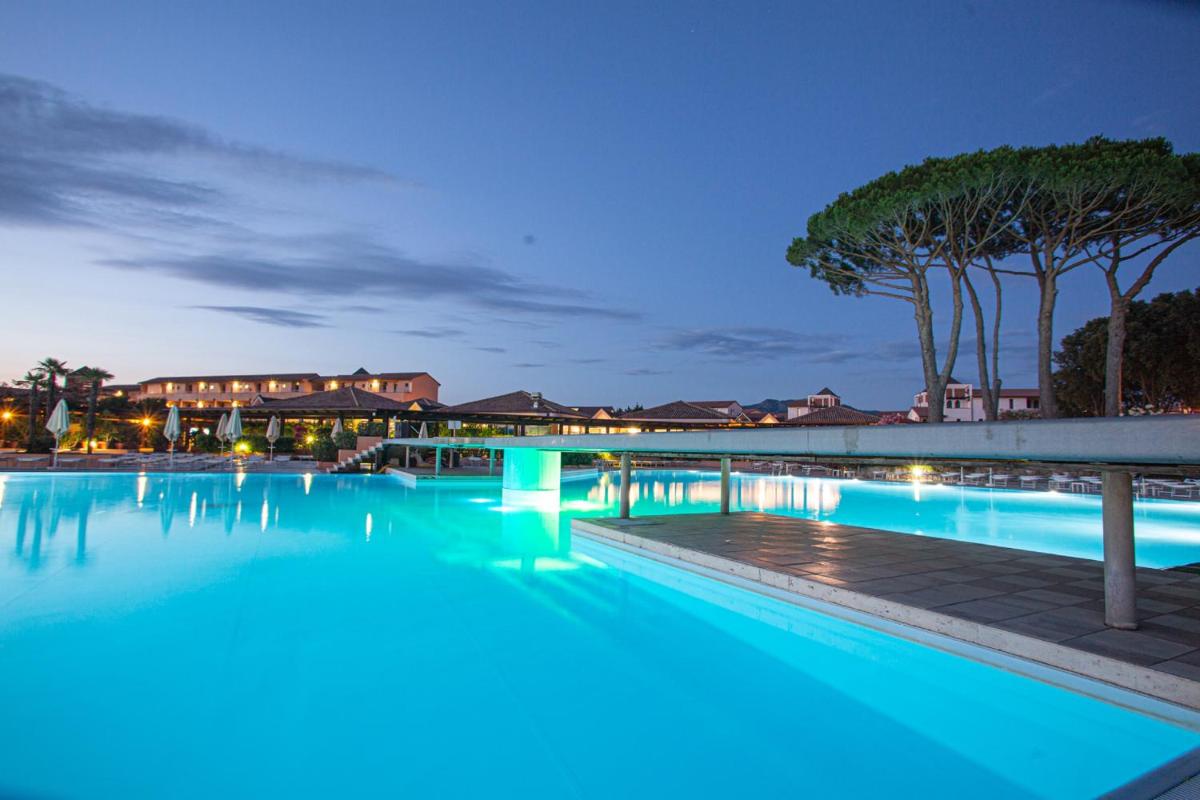 Garden Toscana Resort - Housity