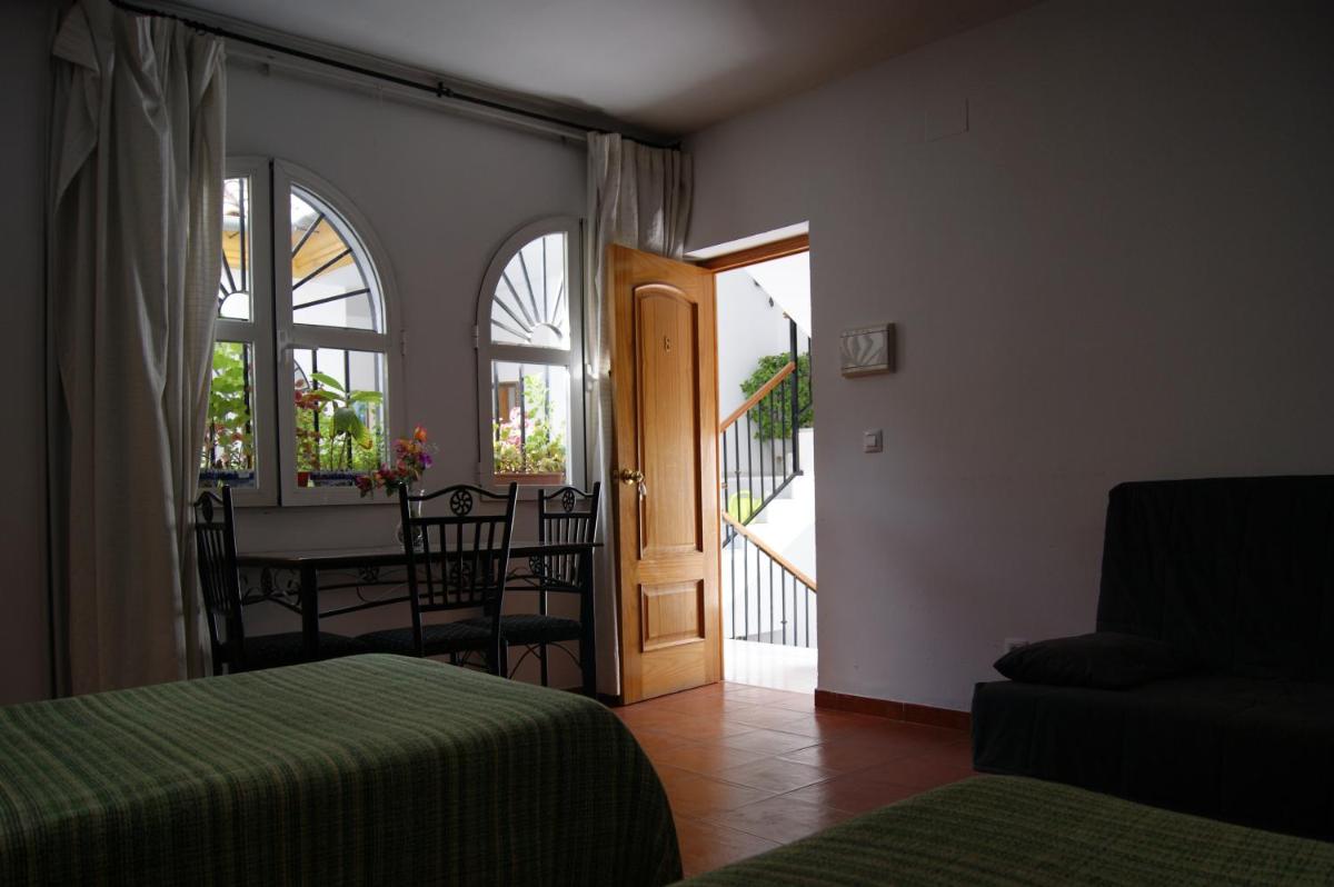 Hostal Alcazar I - Housity