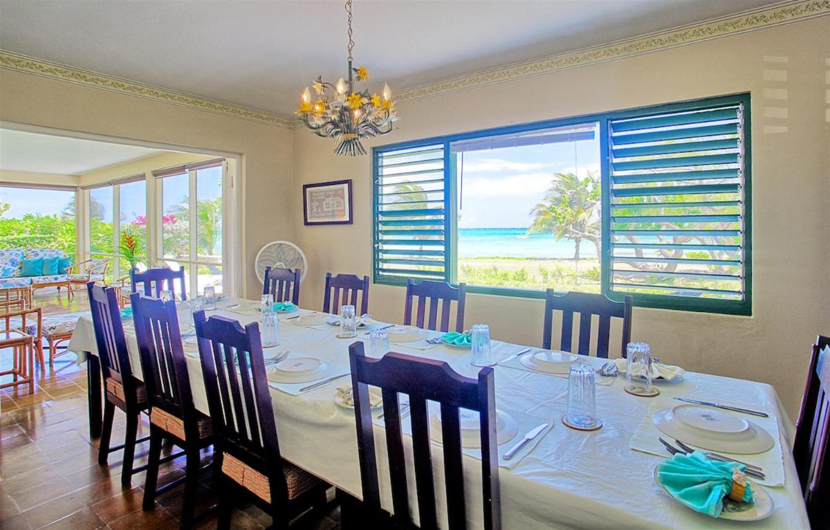 Suitetrails - Seafront, Garden, Cook/Housekeeper, Gated Community, 5 Beds, 3 Bdrms, (JhV25)