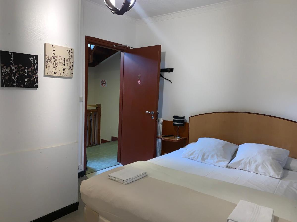 hôtel mondial - Housity