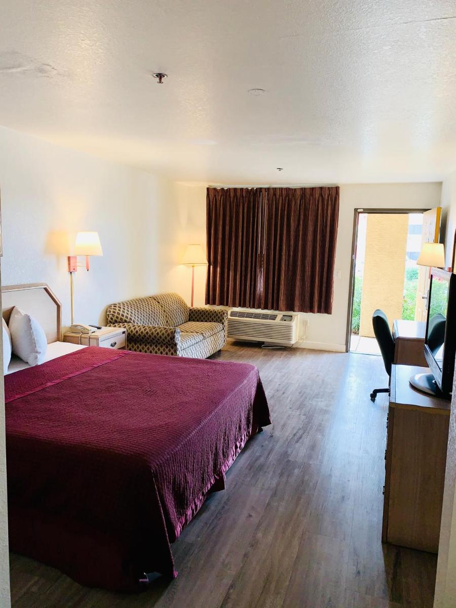 American Inn - Housity