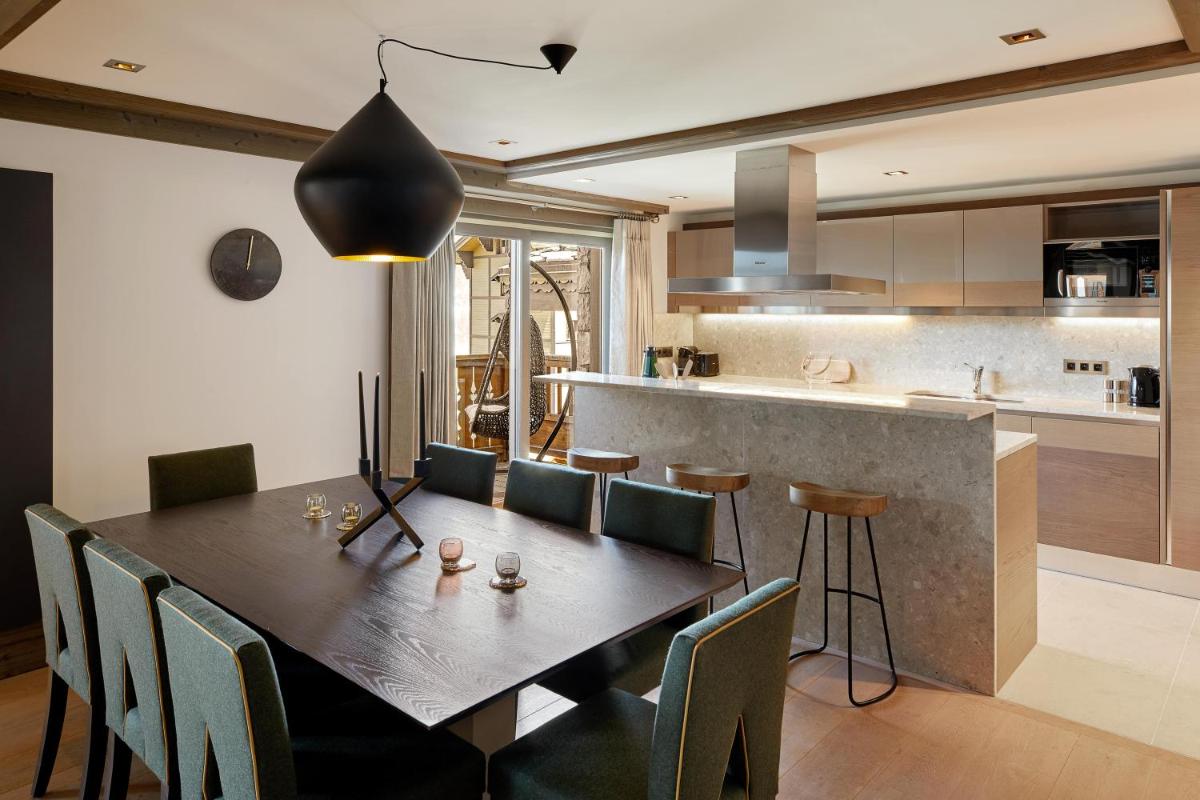 Cuisine ou kitchenette dans l'établissement Six Senses Residences & Spa Courchevel