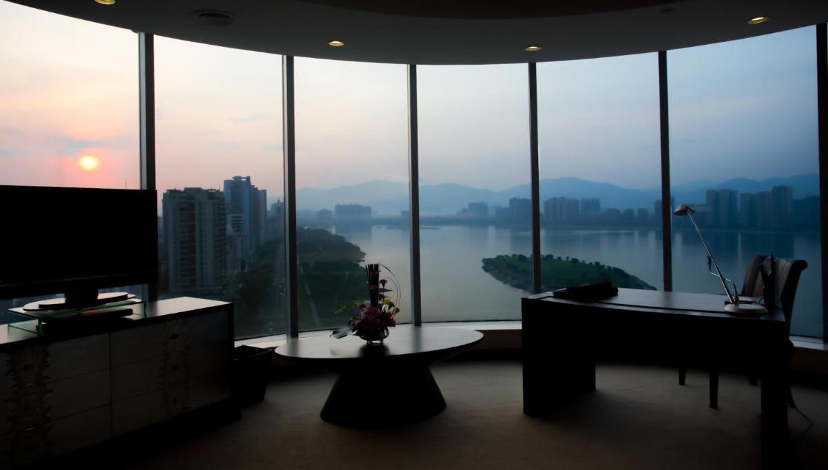 KB Hotel Qingyuan - Housity