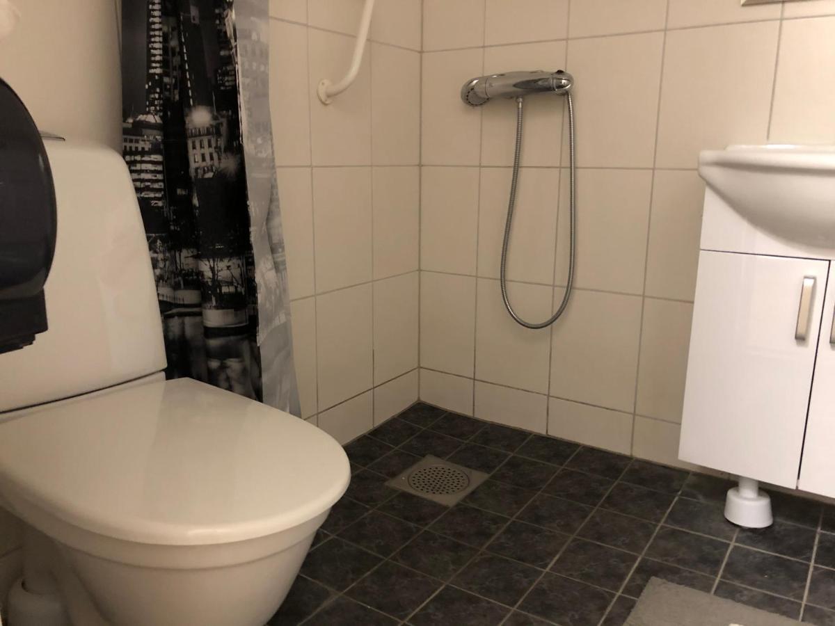 Saras  FD Amadeus - Housity