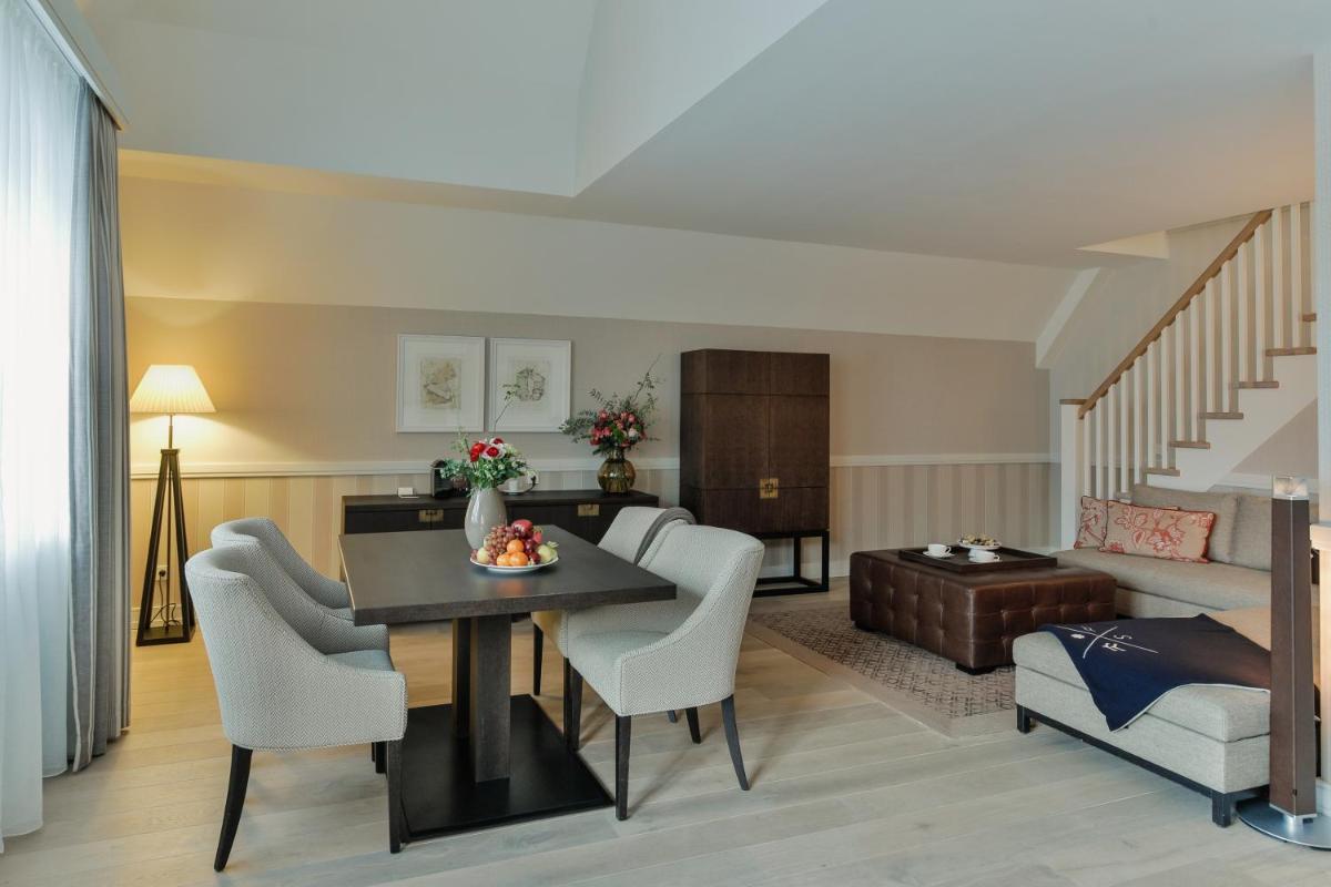 Ein Sitzbereich in der Unterkunft Severin's Resort & Spa