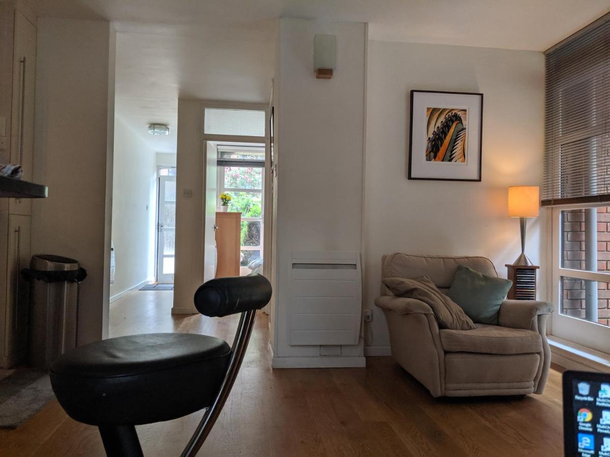 Rotherhithe apartment near park and river - Housity