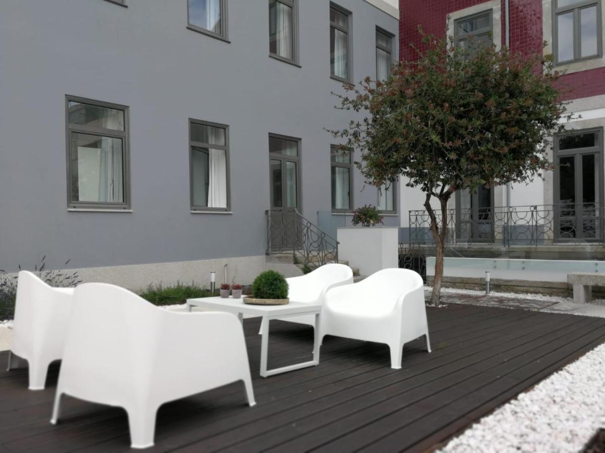 Porto Downtown Lovers Suites: Bombarda 451 - Housity