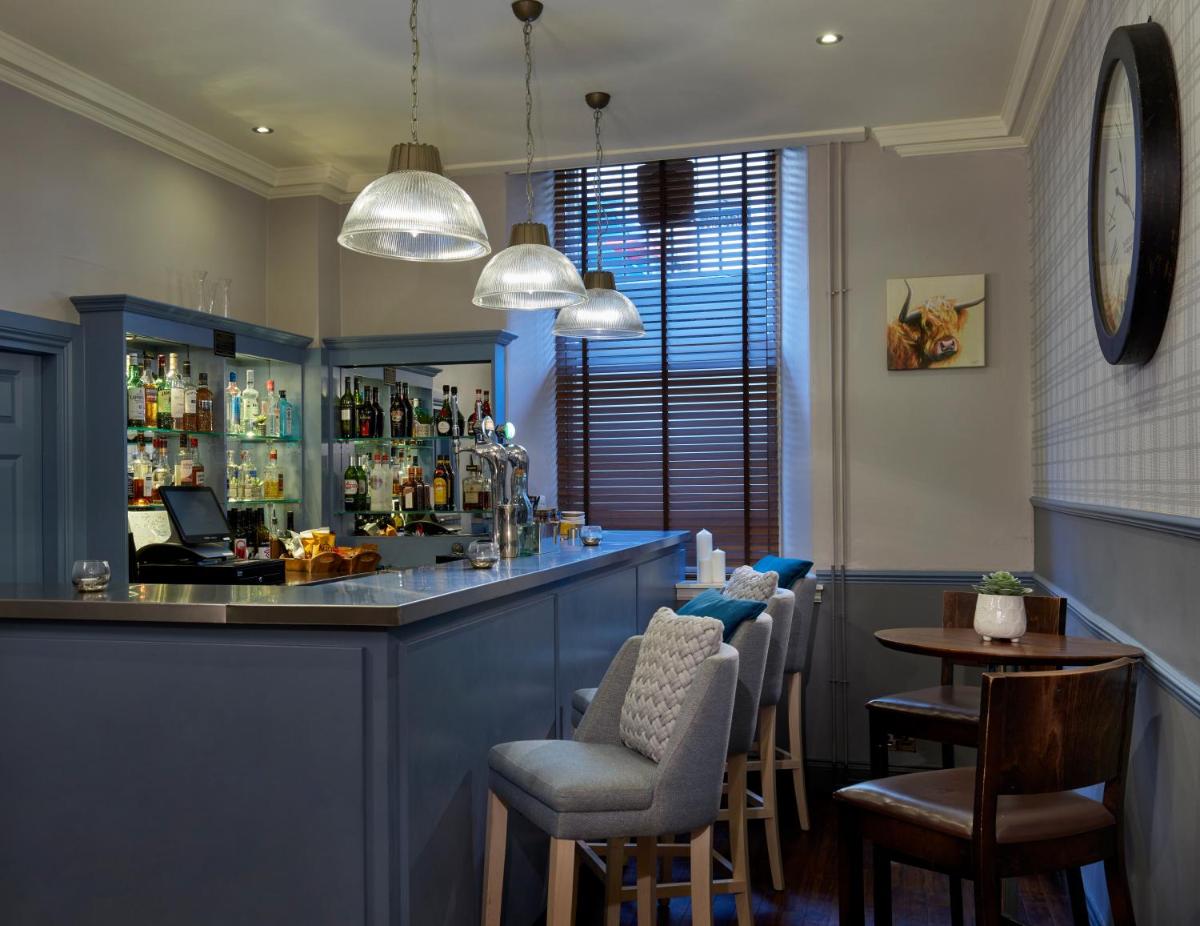 Leonardo Edinburgh City - Housity