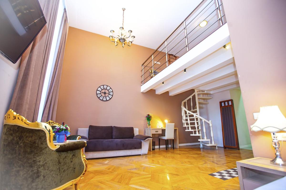 Rustaveli Hotel - Housity