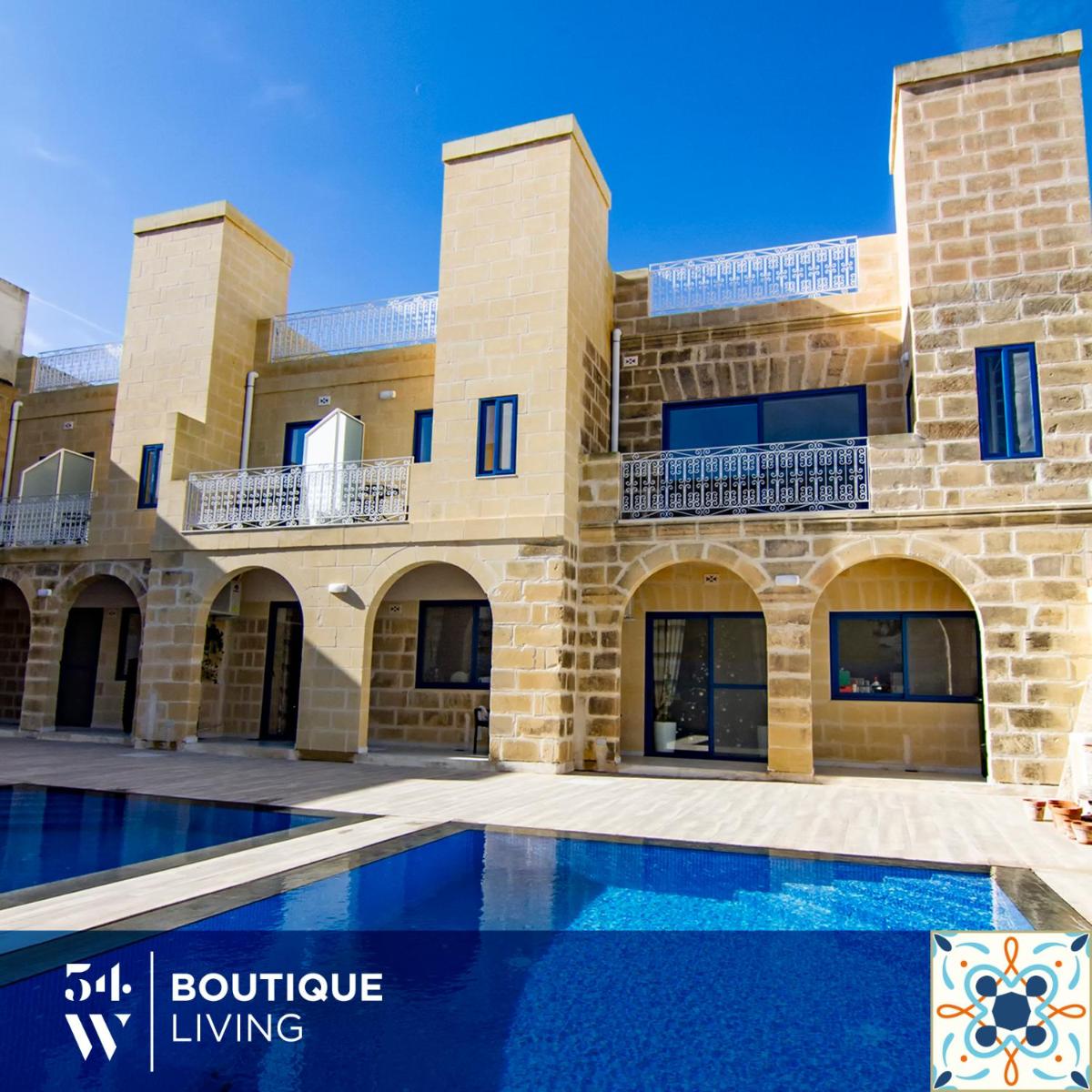 Fiftyfour West Boutique Living - Housity