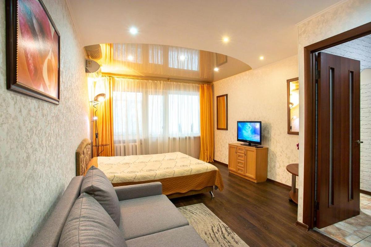 Suitetrails - Apartment on Staroobriadnytska 3