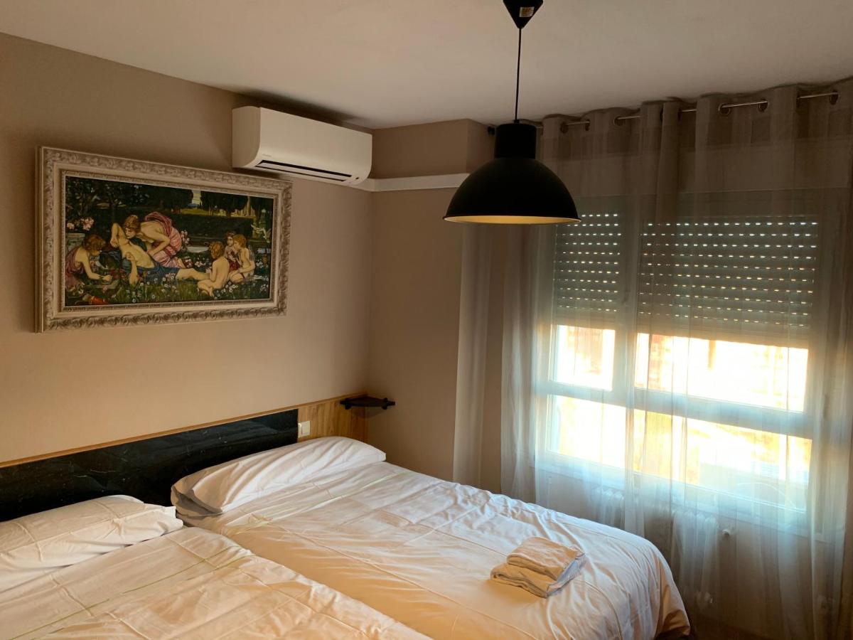 Apartamentos Torr Zona Caja Mágica, Hospital 12 de Octubre - Con Garaje Gratis - Housity