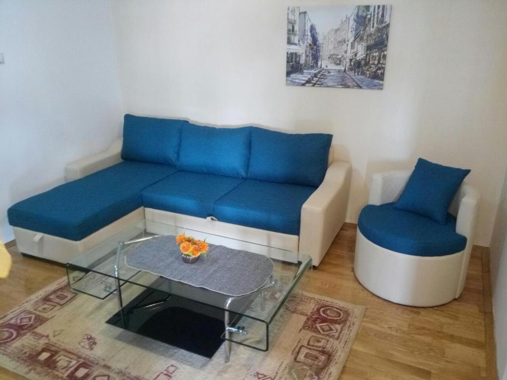 Apartman Ozi - Housity